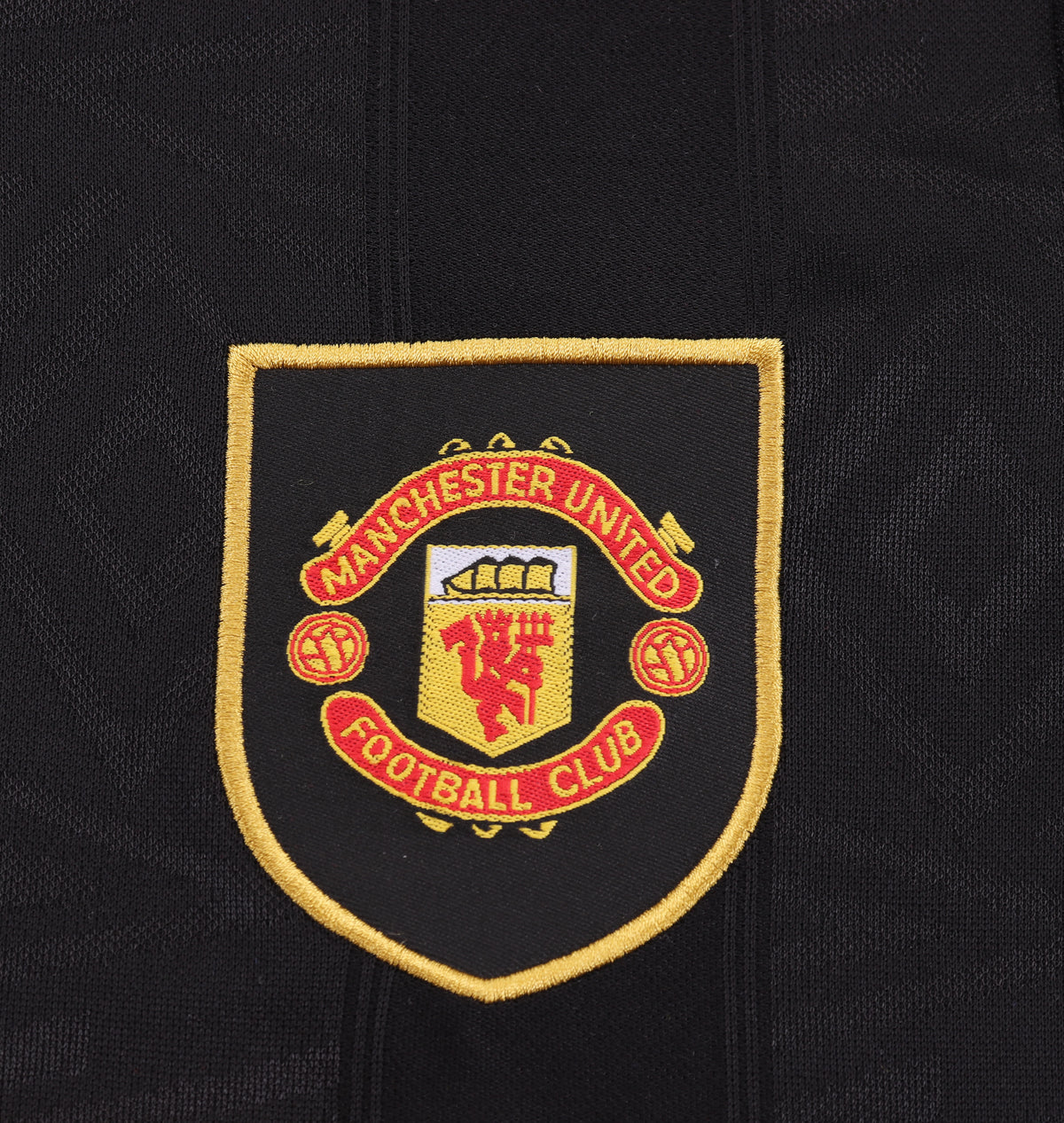 Kit infantil Manchester United RetrƓ Away 98/99 . - Preta