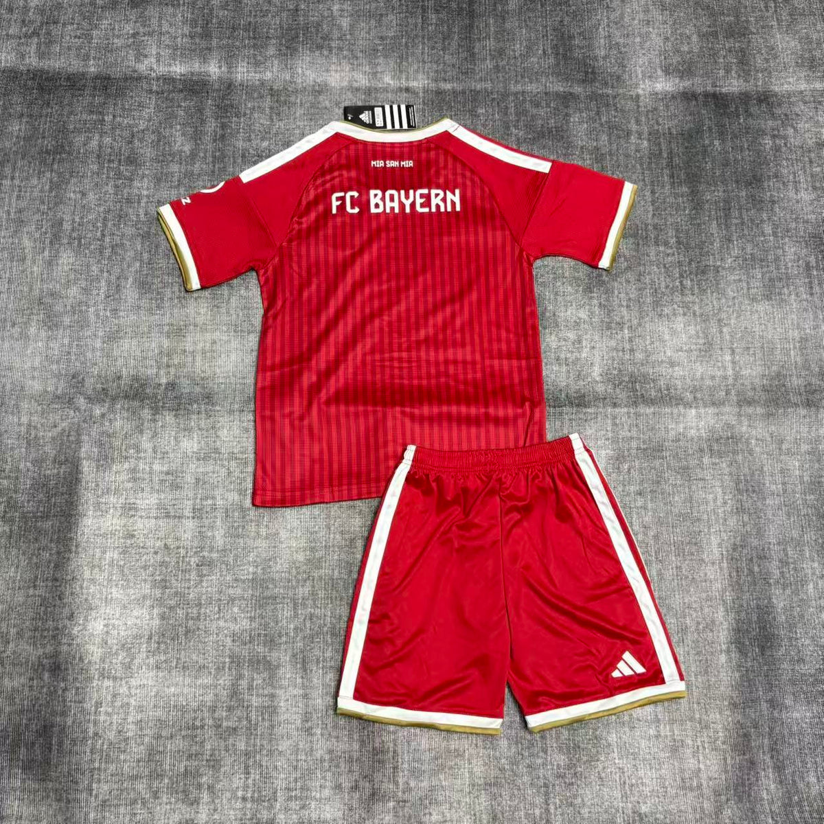 Kit Infantil Bayern de Munique Home 26/27 - Vermelho