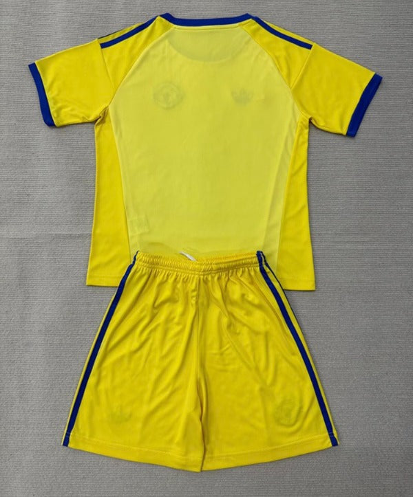 Kit infantil Manchester United Goleiro 26/27 - Amarela