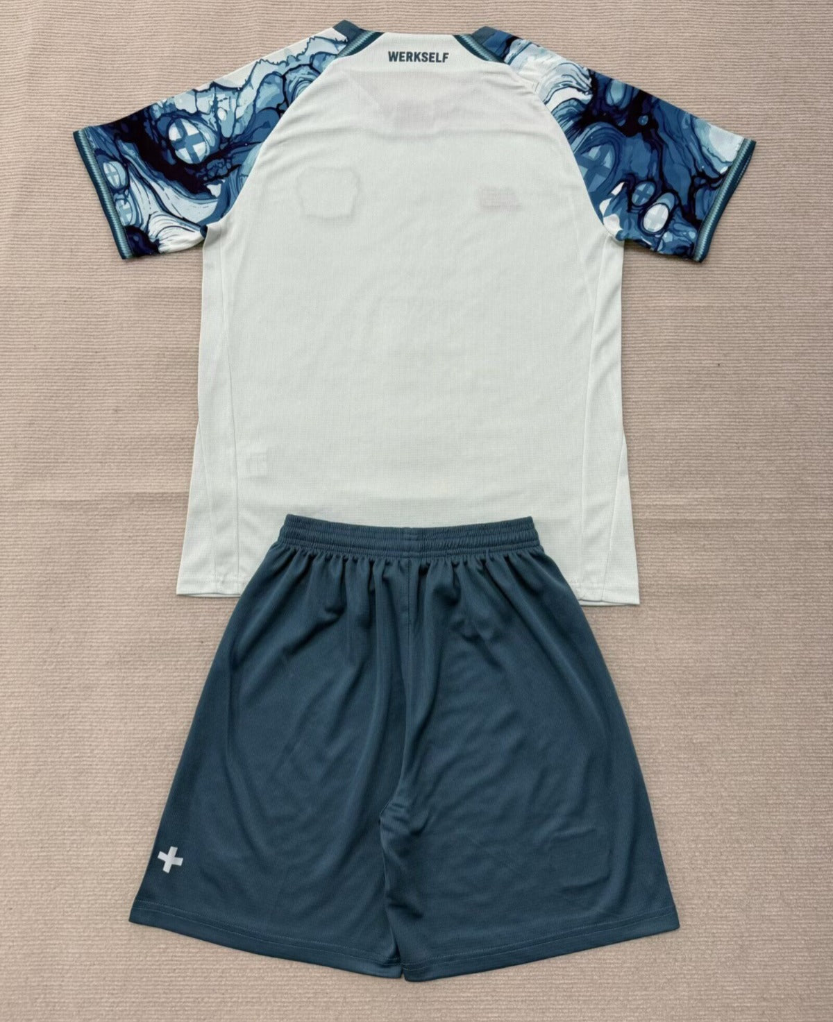 Kit Infantil Bayern Leverkusen Away 26/27 - Branca