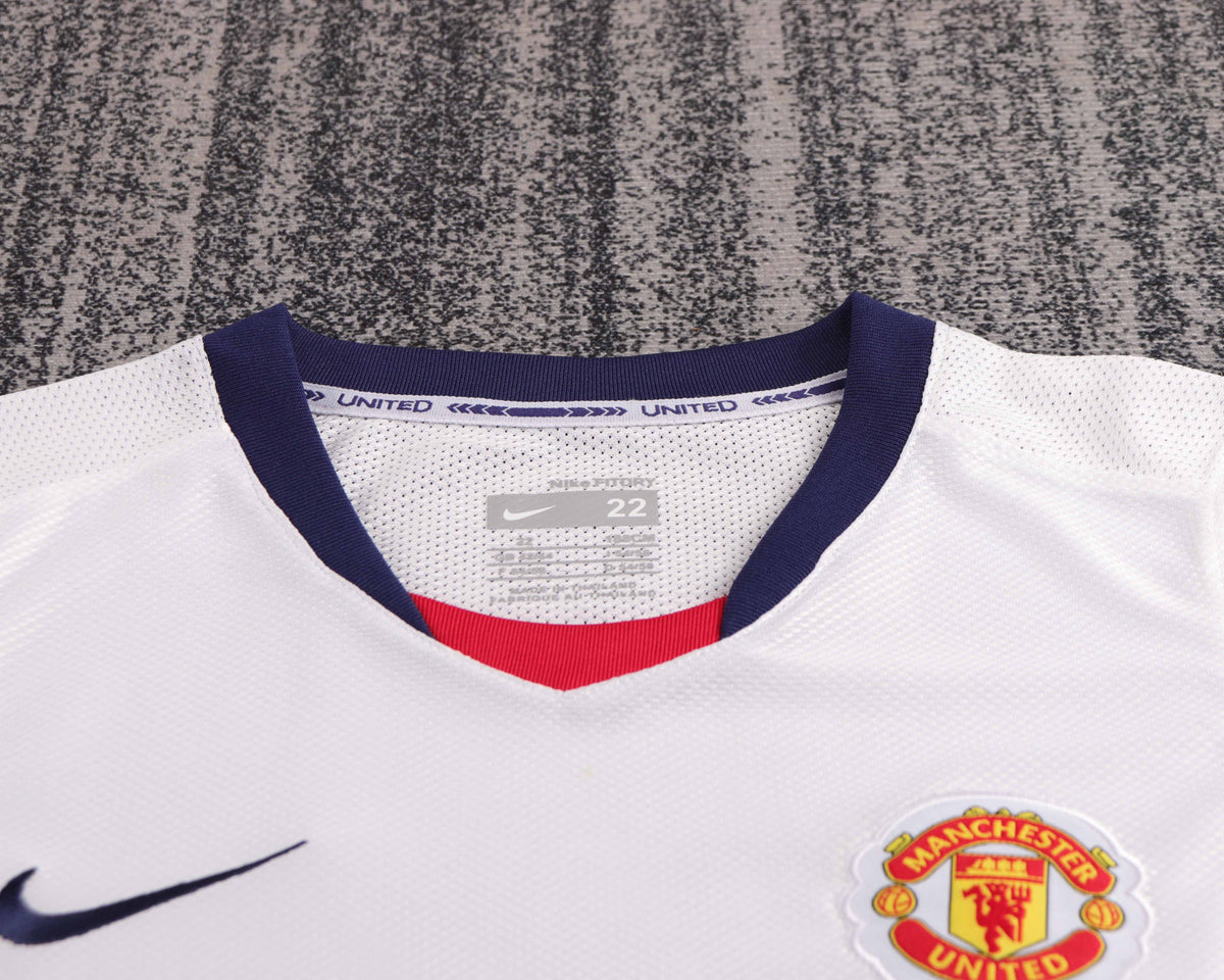 Kit infantil Manchester United RetrƓ Third 2009 - Branco