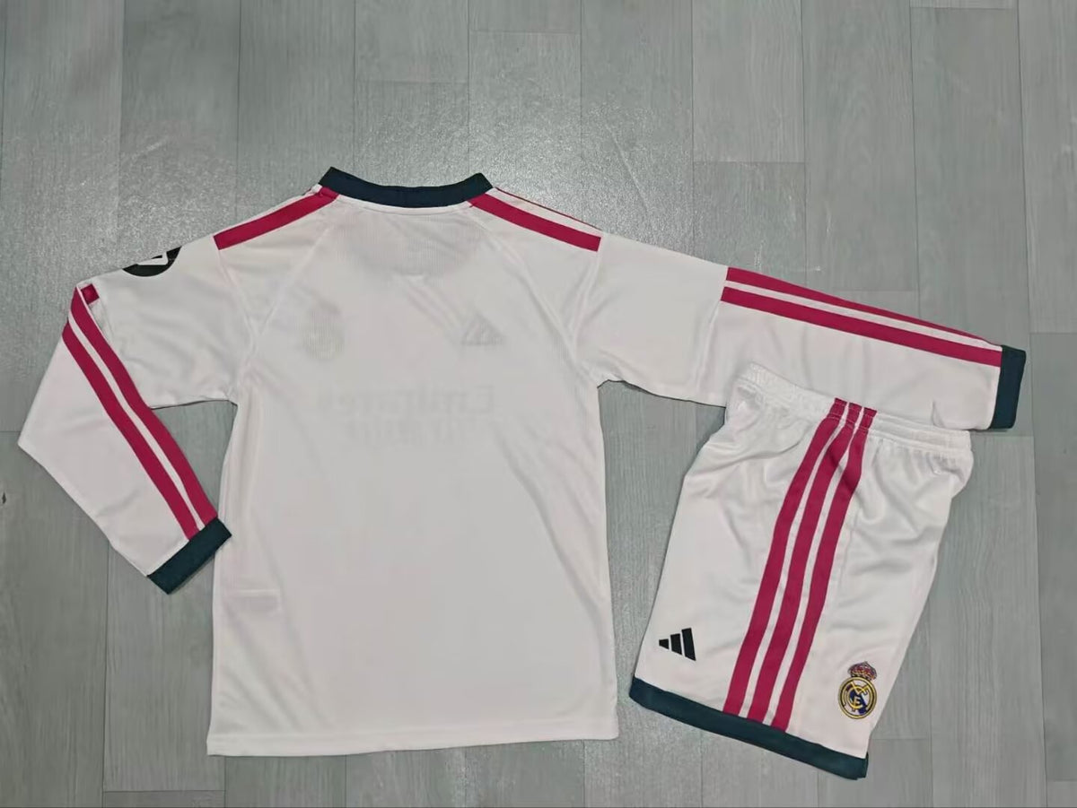 Kit Infantil Real Madrid Home Manga Longa 26/27 - Branca