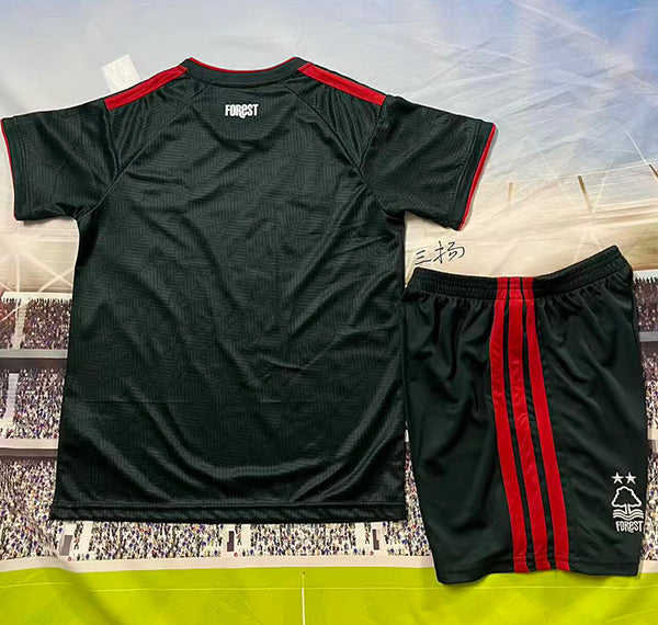 Kit Infantil Nottingham Forest Away 26/27 - Verde Escuro
