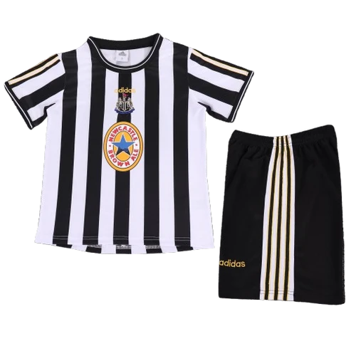 Kit infantil Newcastle Retrô Away 00/01 - Preto