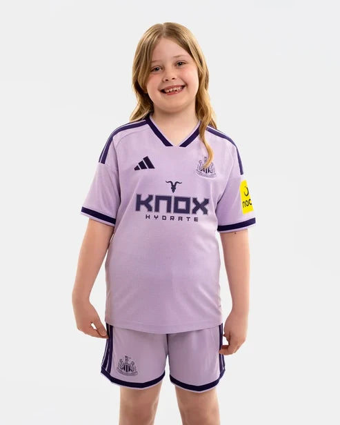 Kit Infantil Newcastle Third 26/27 - Rosa