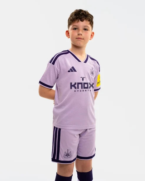 Kit Infantil Newcastle Third 26/27 - Rosa