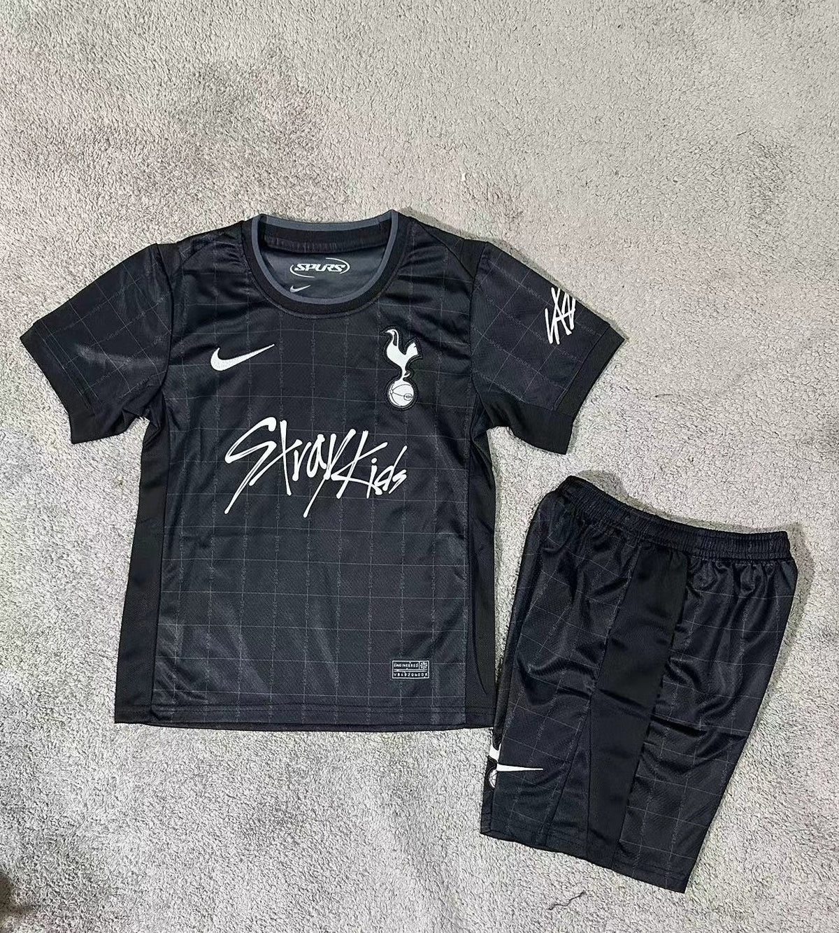 Kit Infantil Tottenham Away 25/26 - Preto