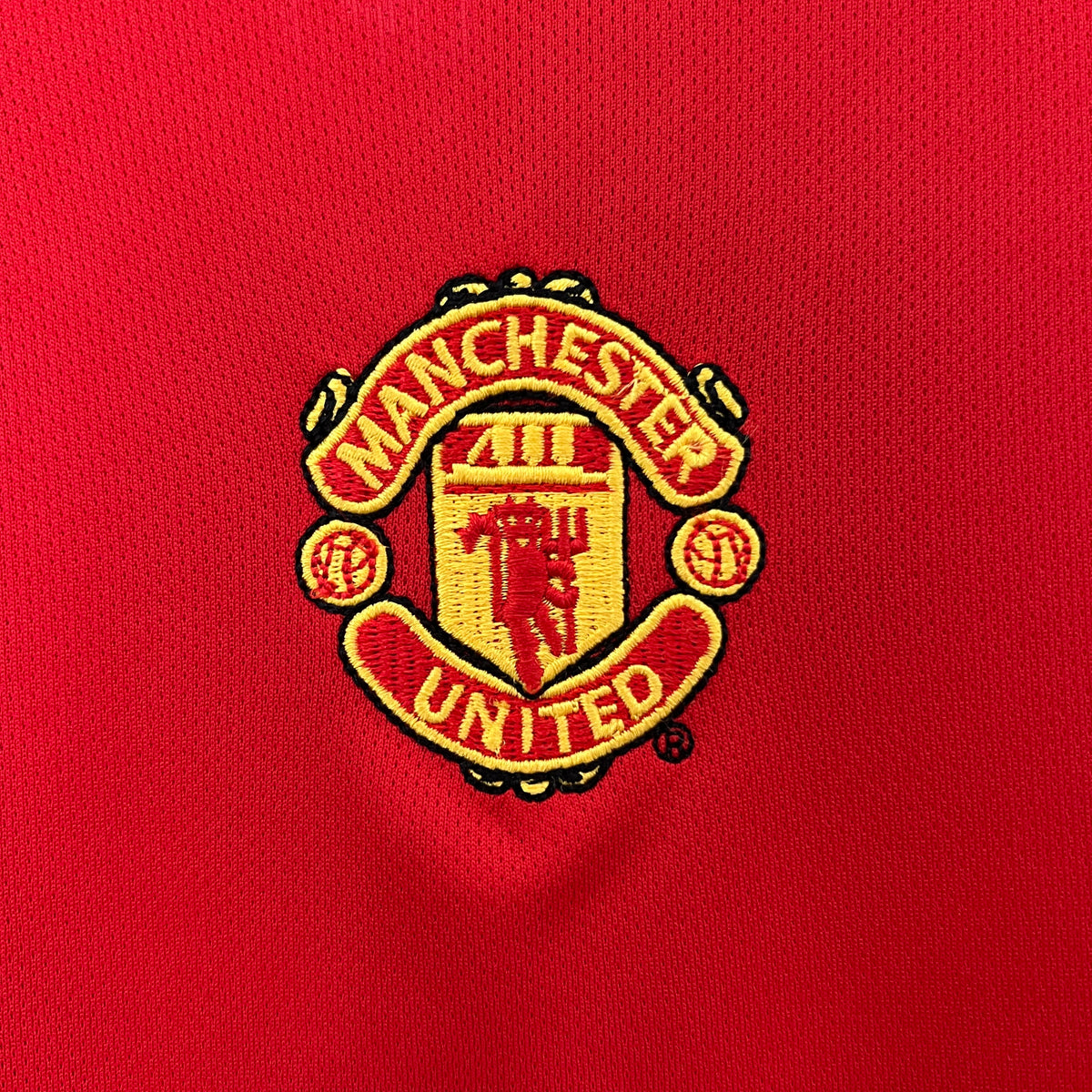 Kit infantil Manchester United Retrô Home 2005  - Vermelho
