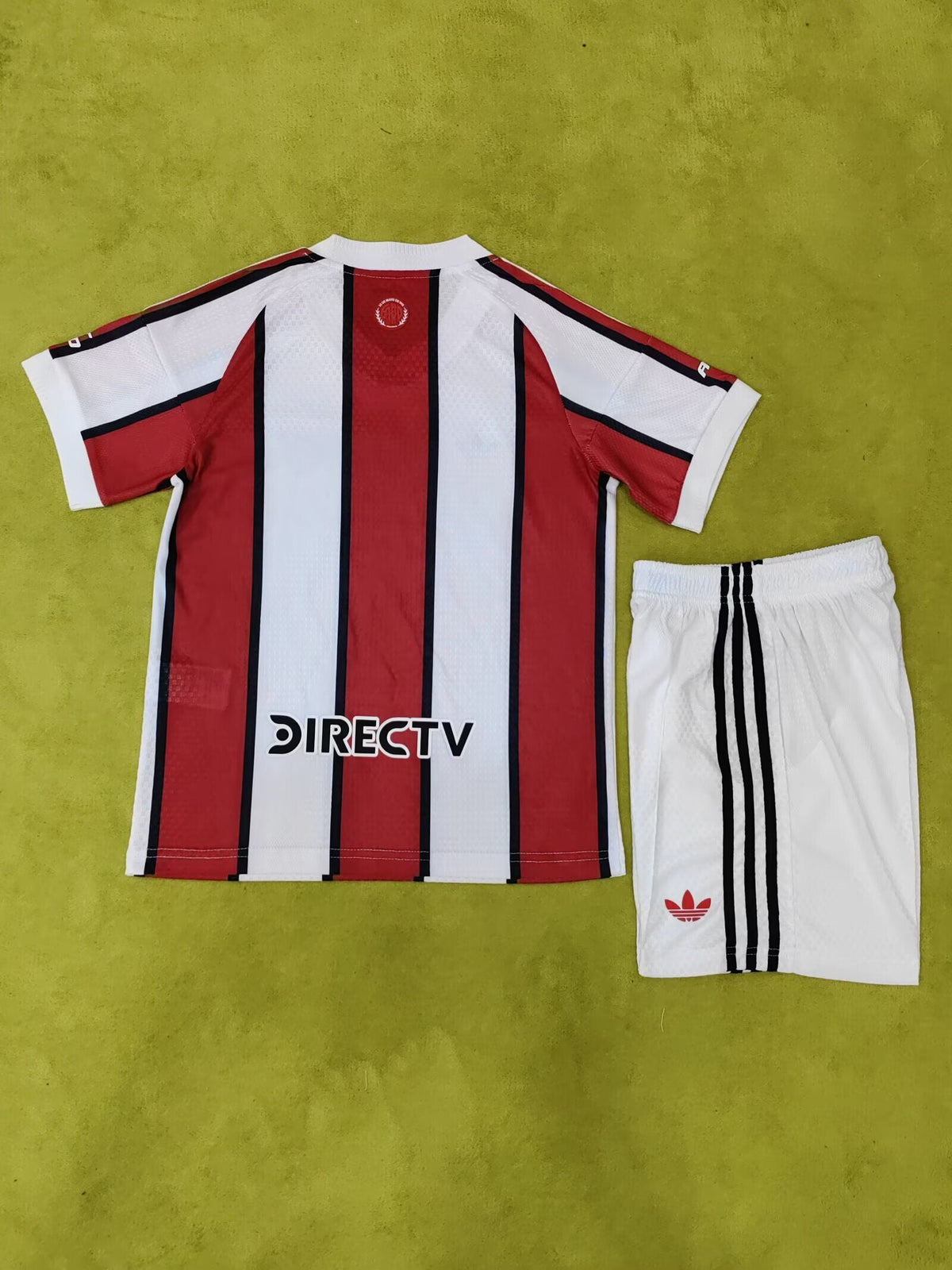 Kit Infantil River Plate Third 26/27  - Branca e Vermelha