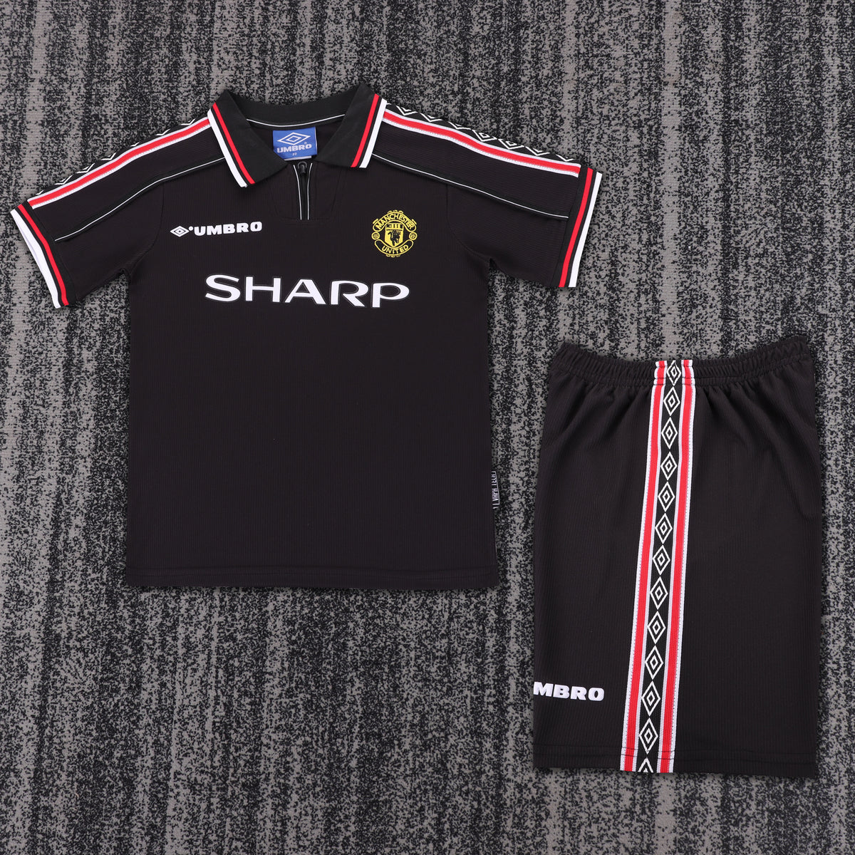 Kit infantil Manchester United Retrô Away 98/99 - Preto