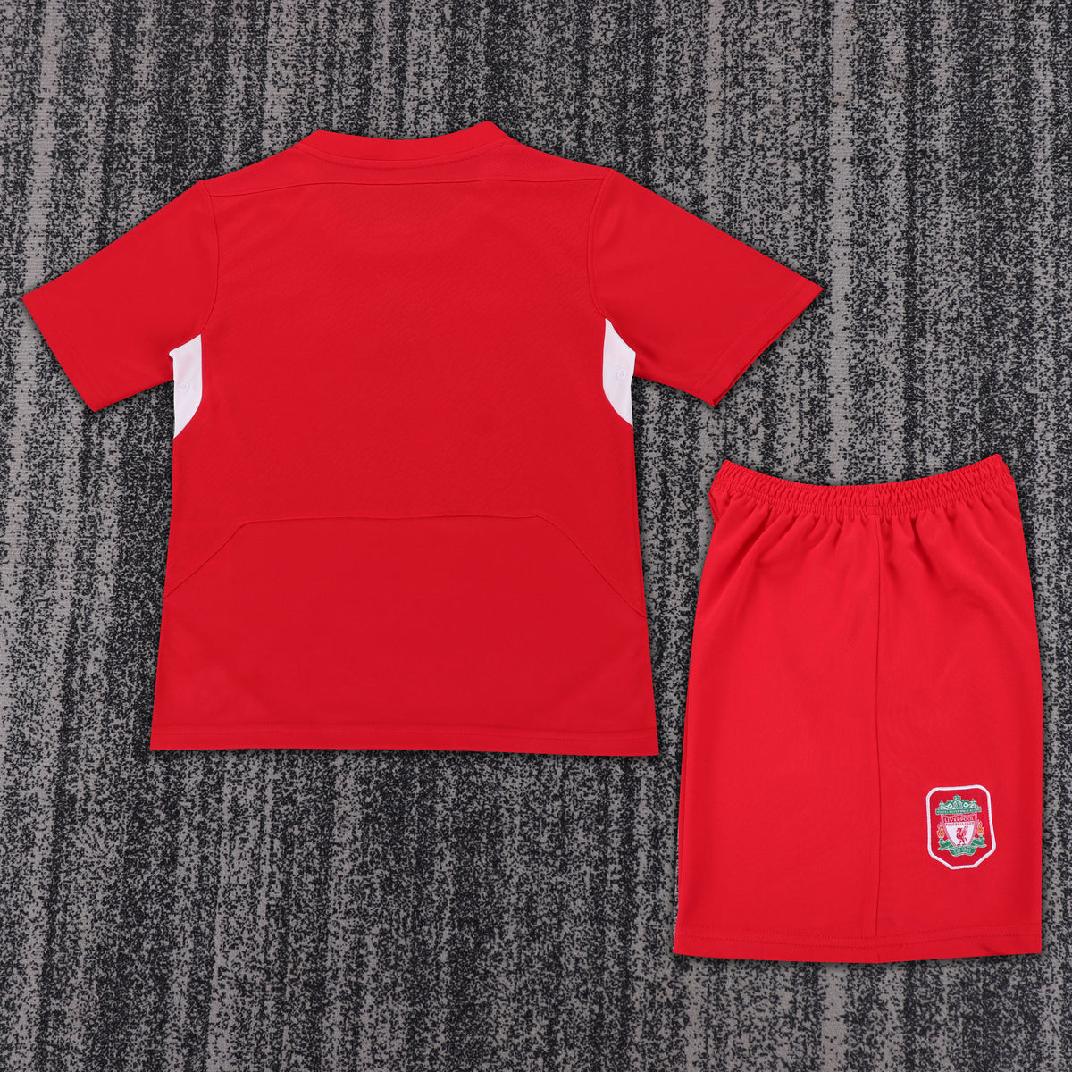 Kit Infantil Liverpool Home Retrô 05/06 Reebok - Vermelha