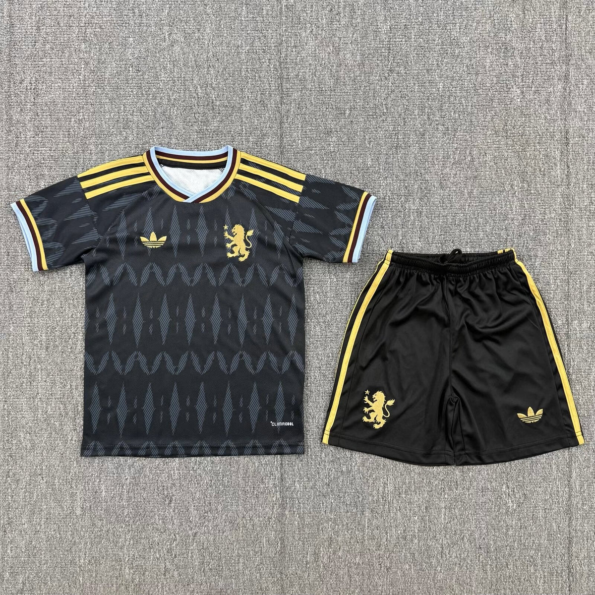 Kit Infantil Aston Villa Away 26/27 - Preta