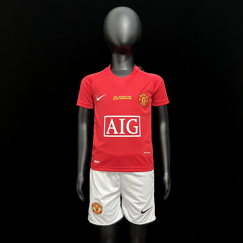Kit infantil Manchester United Retrô Home 2008  - Vermelho