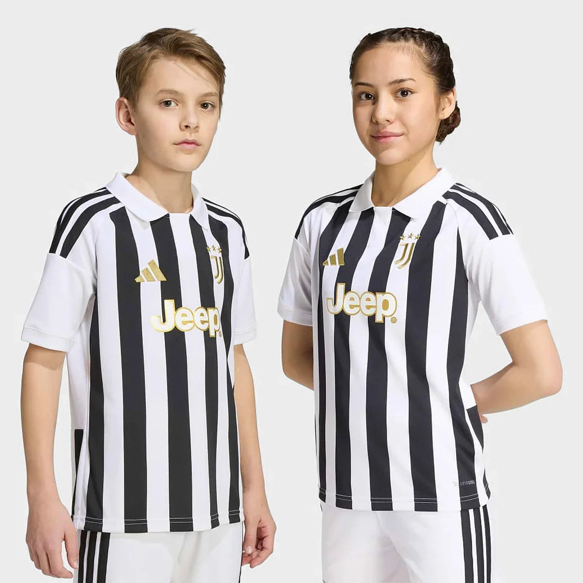 Kit Infantil Juventus Home 26/27  - Preta e Branca