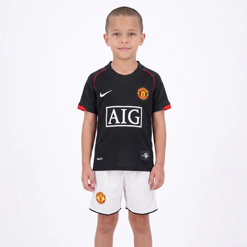 Kit infantil Manchester United Retrô Away 2008  - Preto