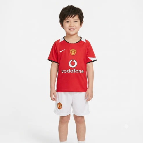 Kit infantil Manchester United Retrô Home 2005  - Vermelho