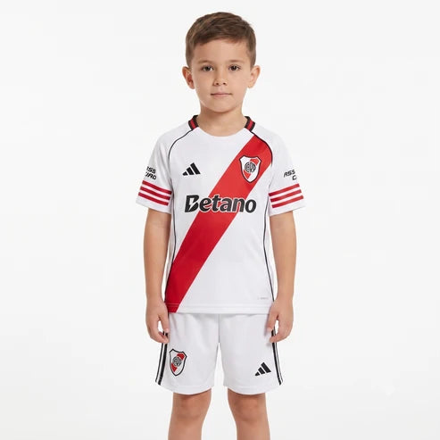 Kit Infantil River Plate Home 25/26 - Branco e Vermelho