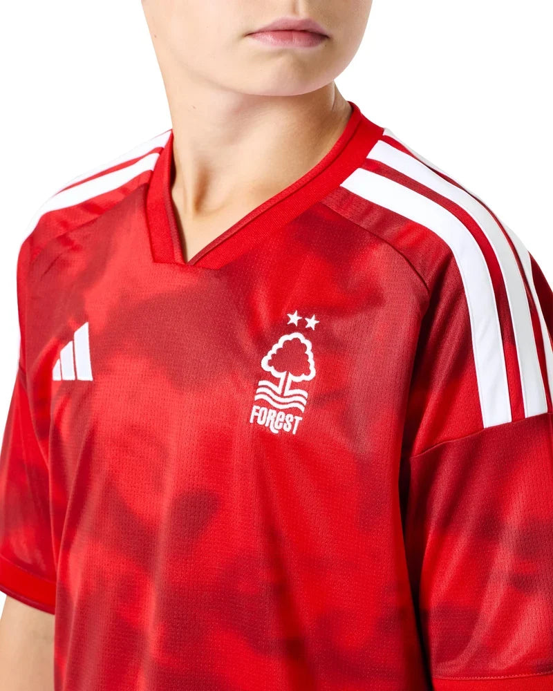 Kit Infantil Nottingham Forest Home 26/27 - Vermelho