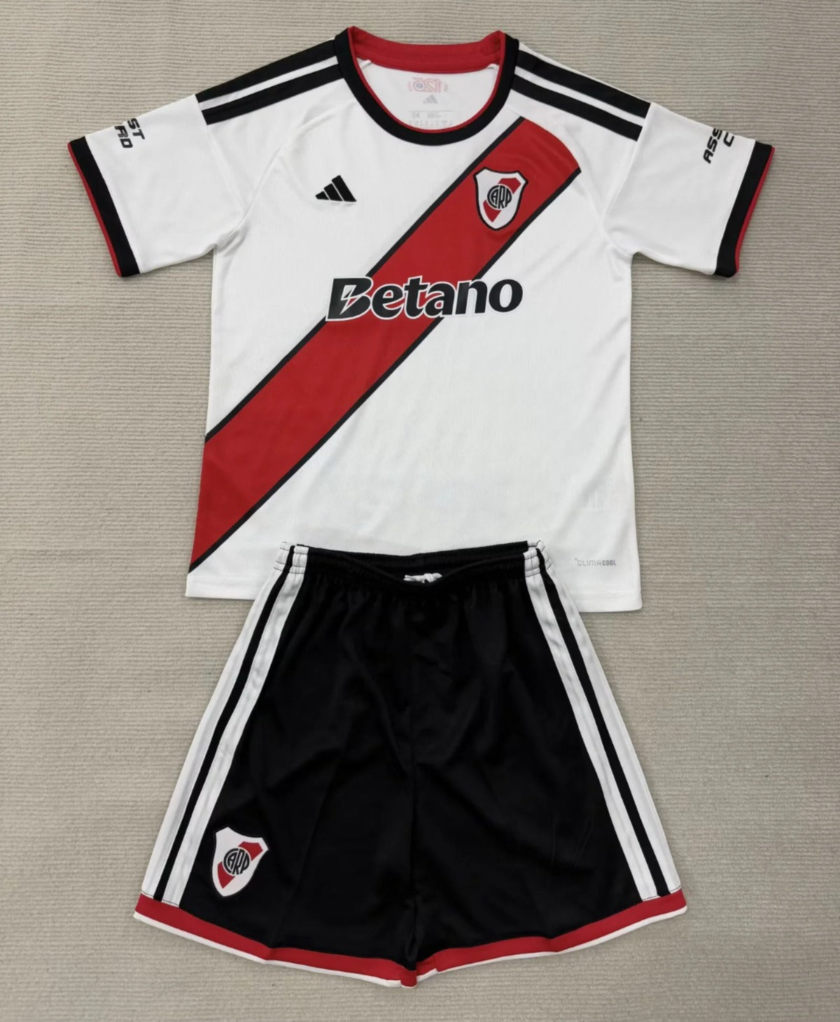 Kit Infantil River Plate Home 26/27  - Branca e Vermelha