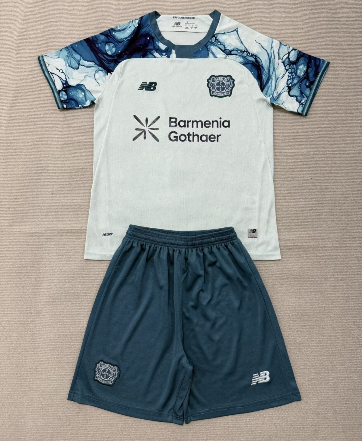 Kit Infantil Bayern Leverkusen Away 26/27 - Branca