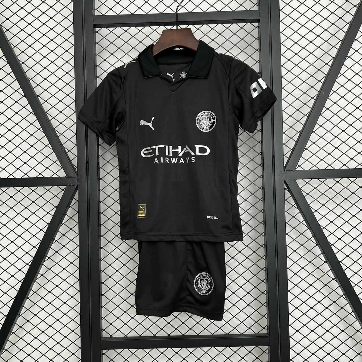 Kit Infantil Manchester City Third 25/26 - Preto