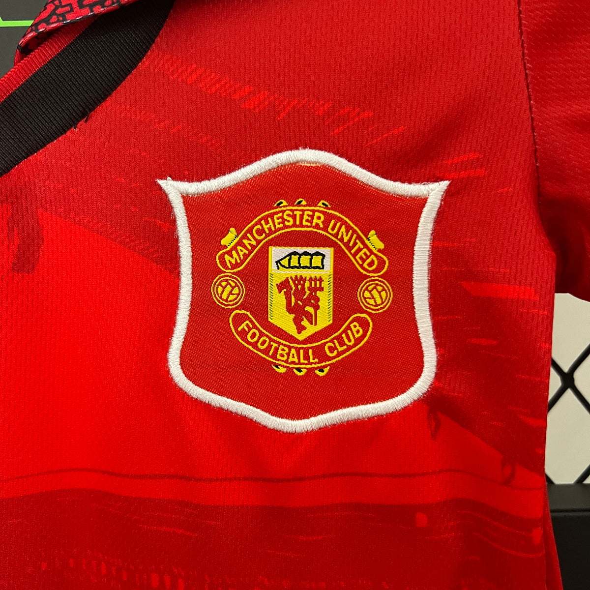 Kit infantil Manchester United Retrô Home 1994 - Vermelho
