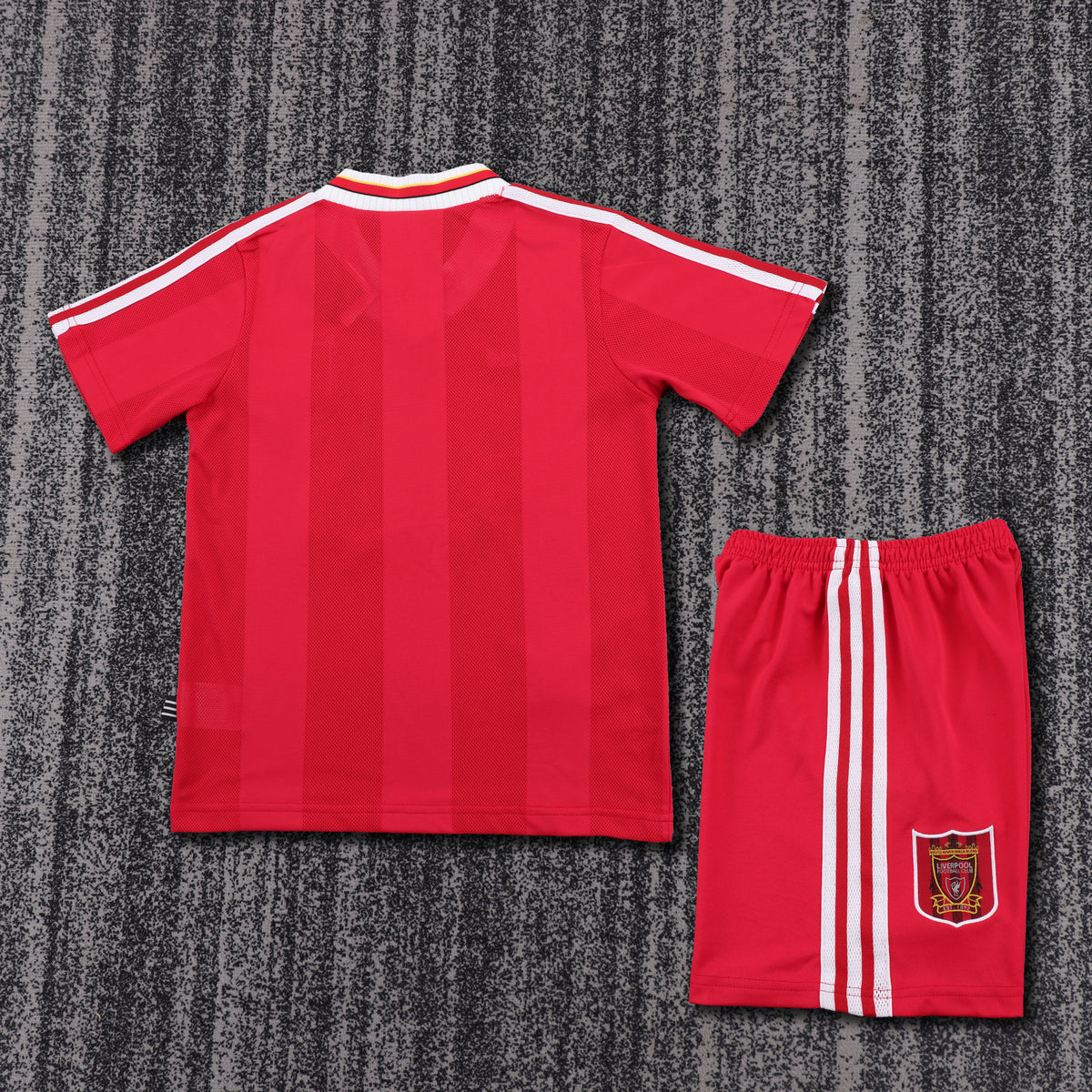 Kit Infantil Liverpool Home Retrô 96/97 - Vermelho