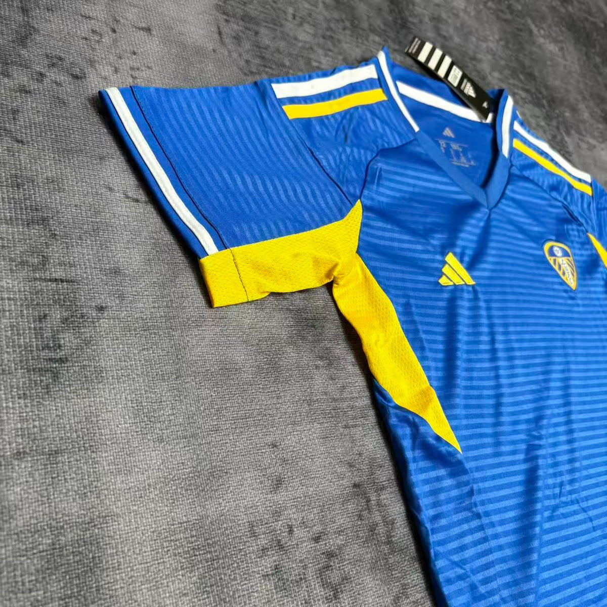 Kit Infantil Leeds United Away 25/26 - Azul